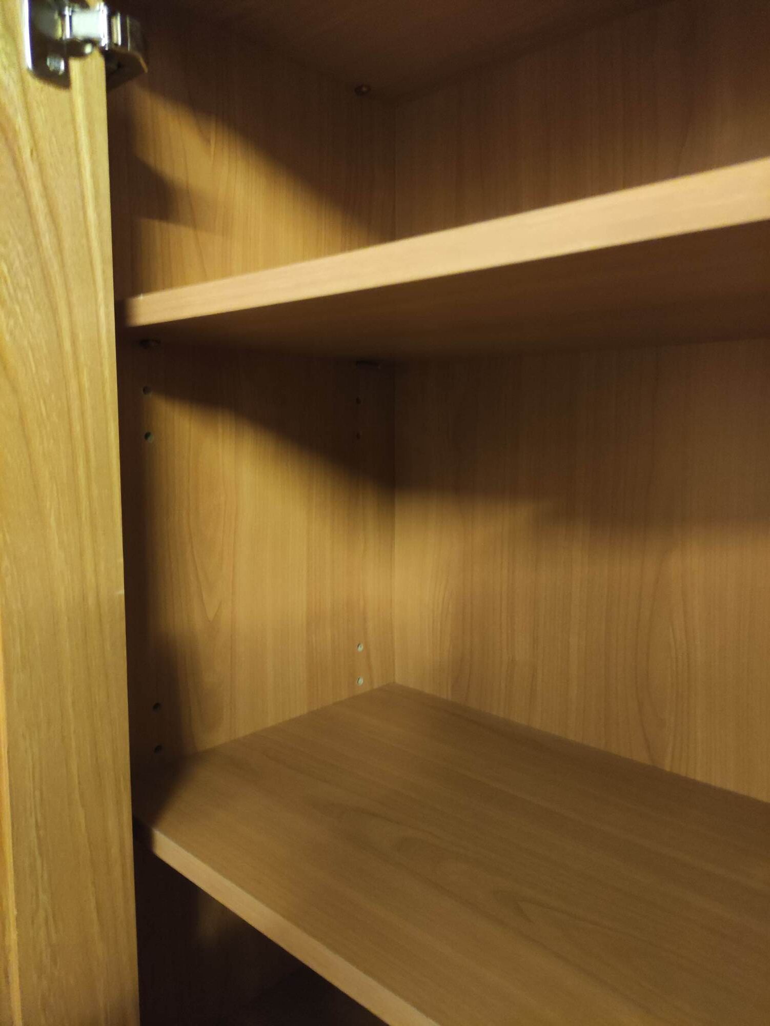 Bahut high in solid alder with bar