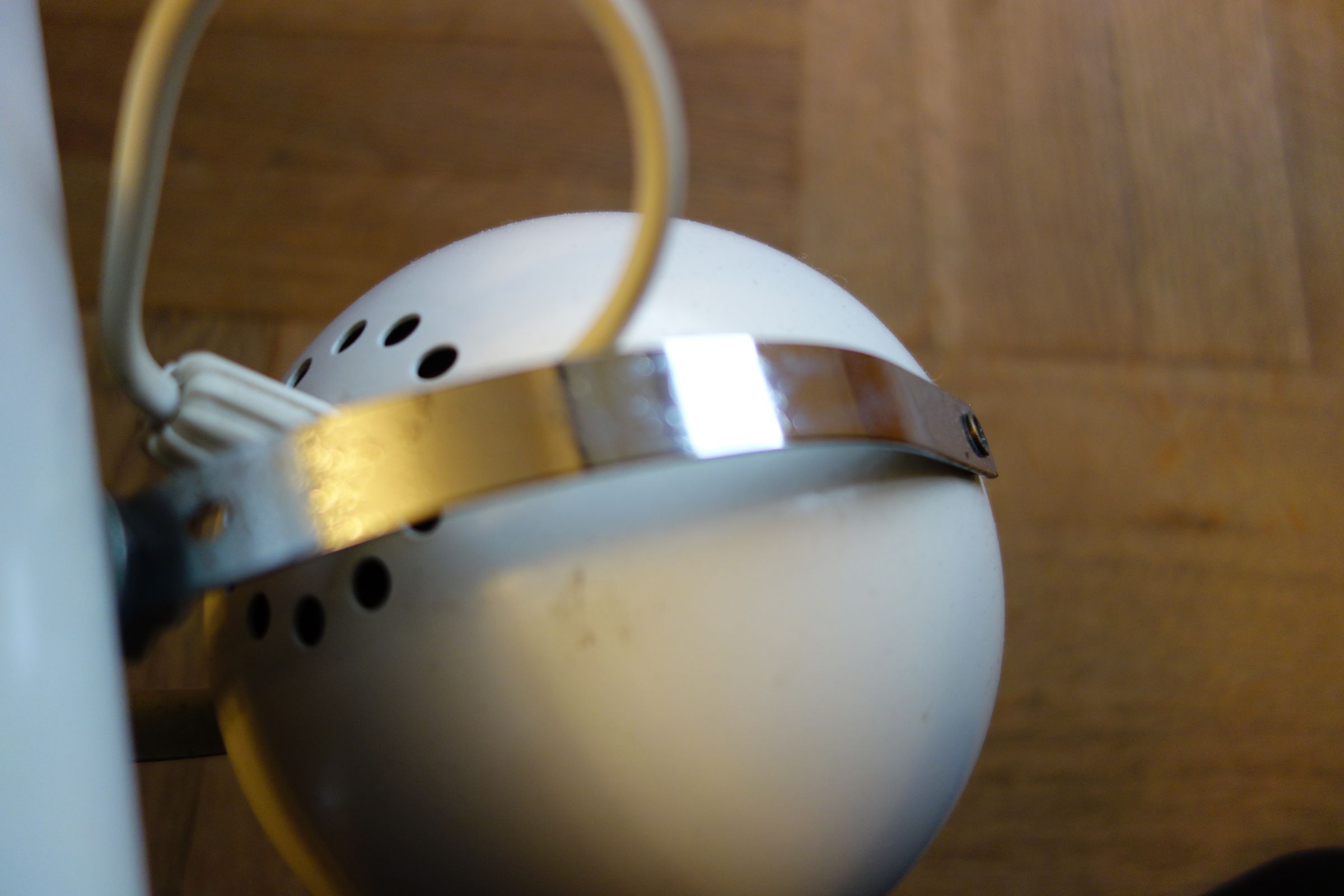 Hanging Aluminor Eyeball 1970 3 balls white