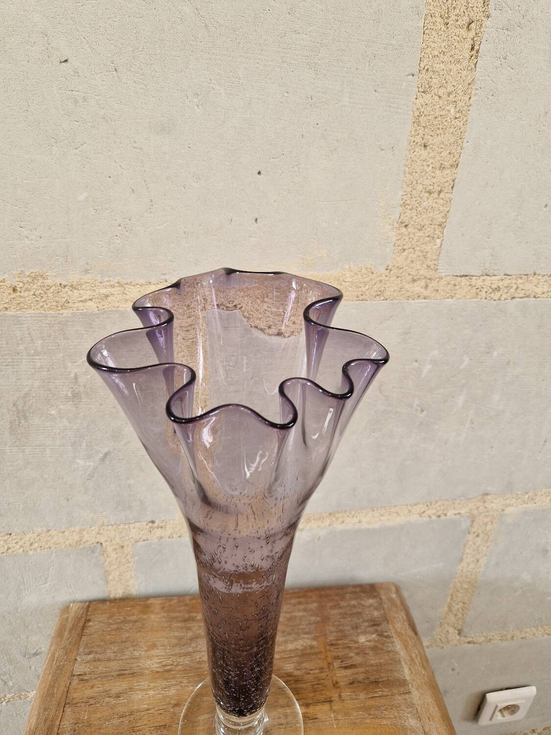 Old large bubble vase in Biot style