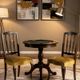 Paire de chaises 1900  bois & velours ocre doré — charme bourgeois