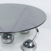 Table basse Sputnik en métal chromé et verre fumé