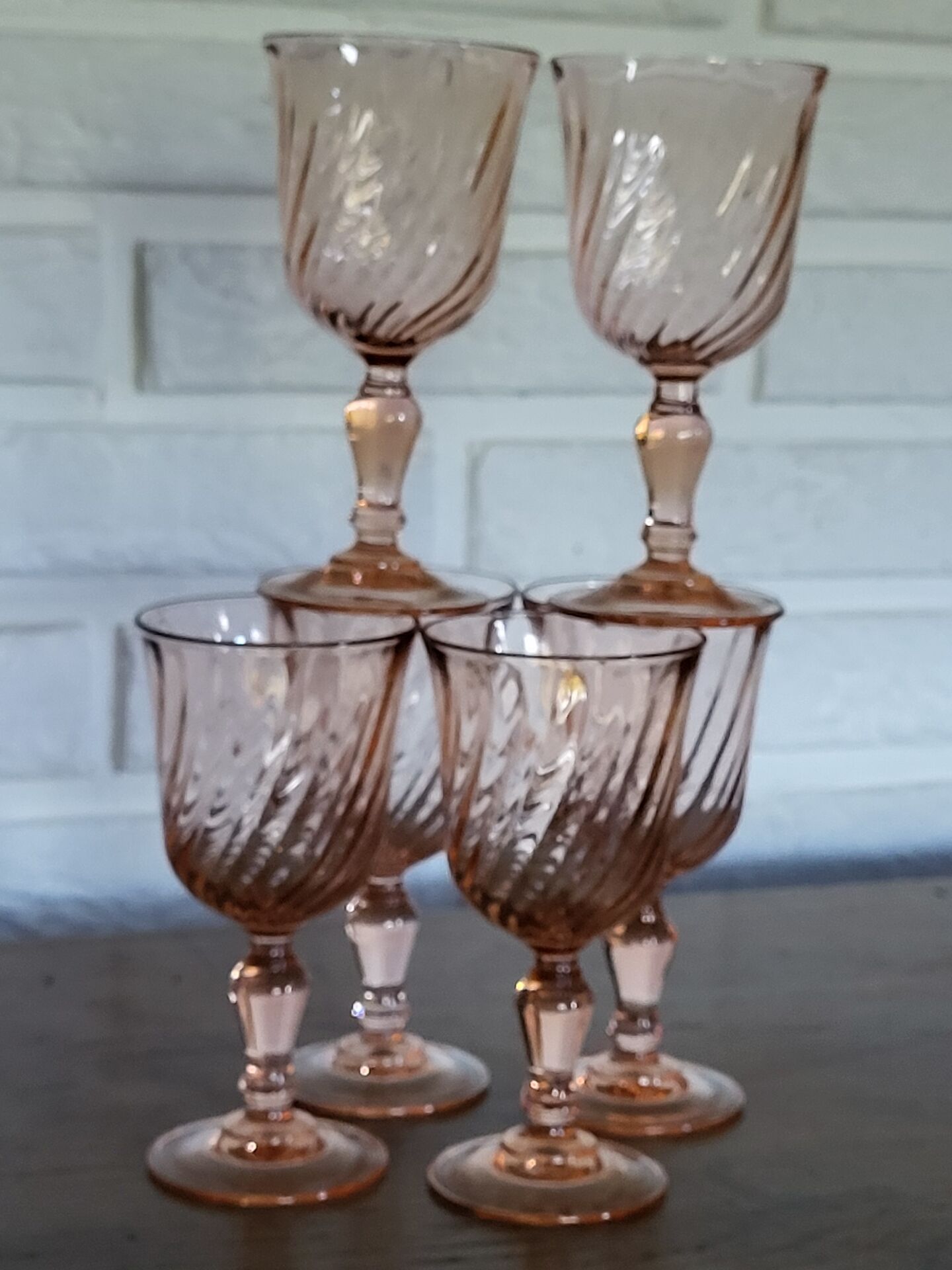 Verres vintage white