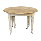 Round table with flap and extension