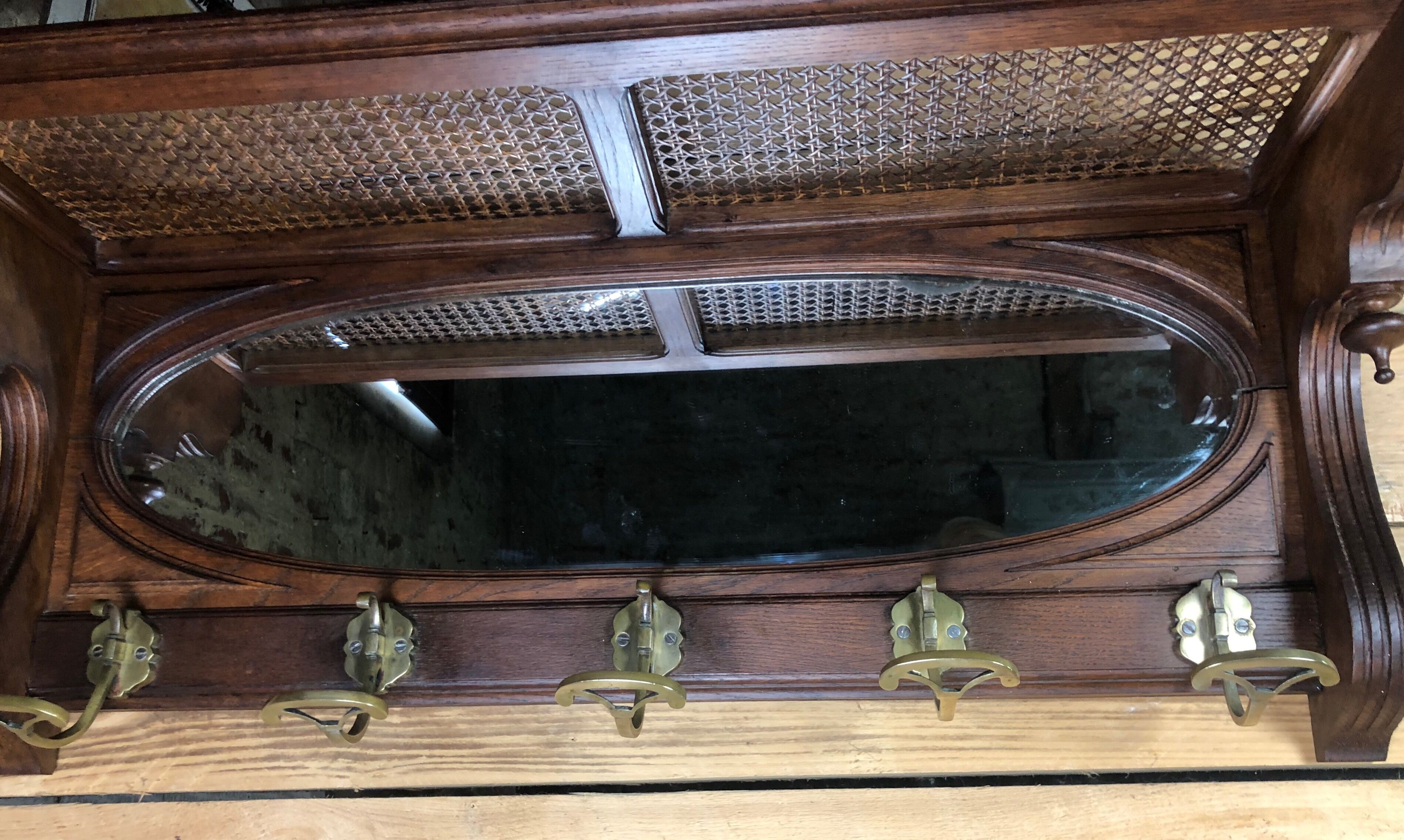 Walnut coat / towel holder 5 brass hooks 1900
