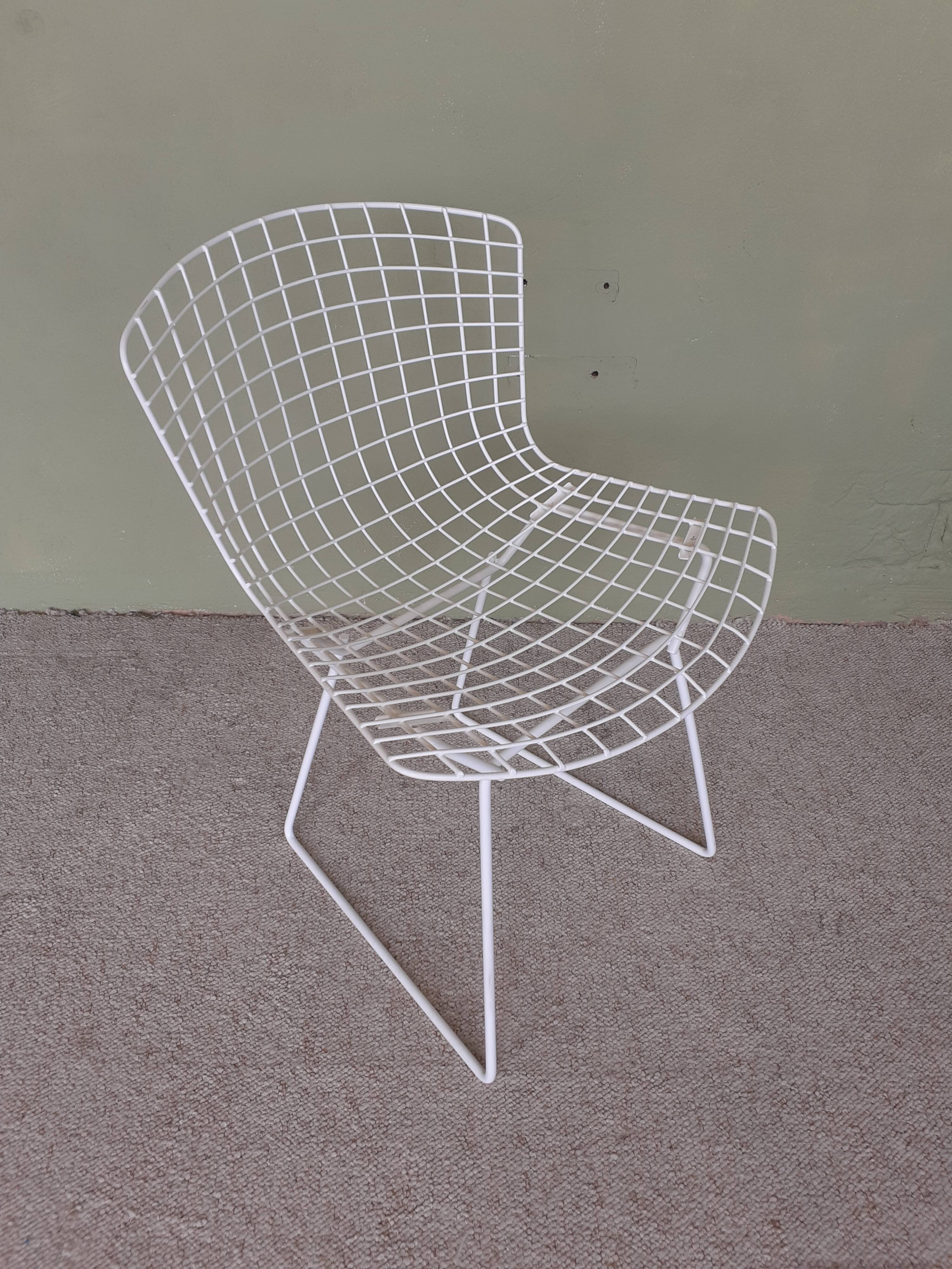 Wire chair, Design Harry Bertoia for Knoll.