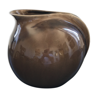 Art deco style vase