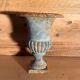 Old Medici vase in cast iron nineteenth century