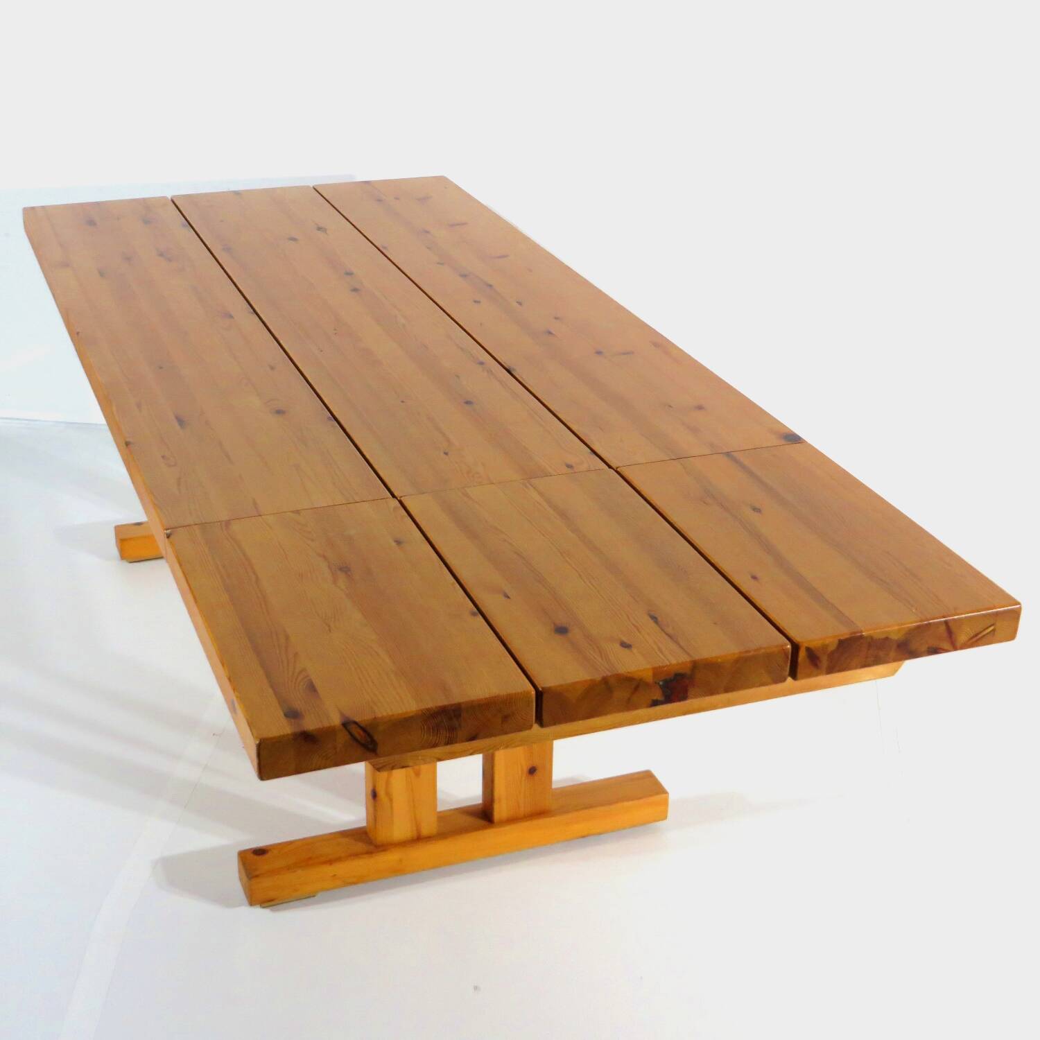 Extendable Danish vintage design dining table in solid pine by Thorsø Møbelfabrik, 1960s