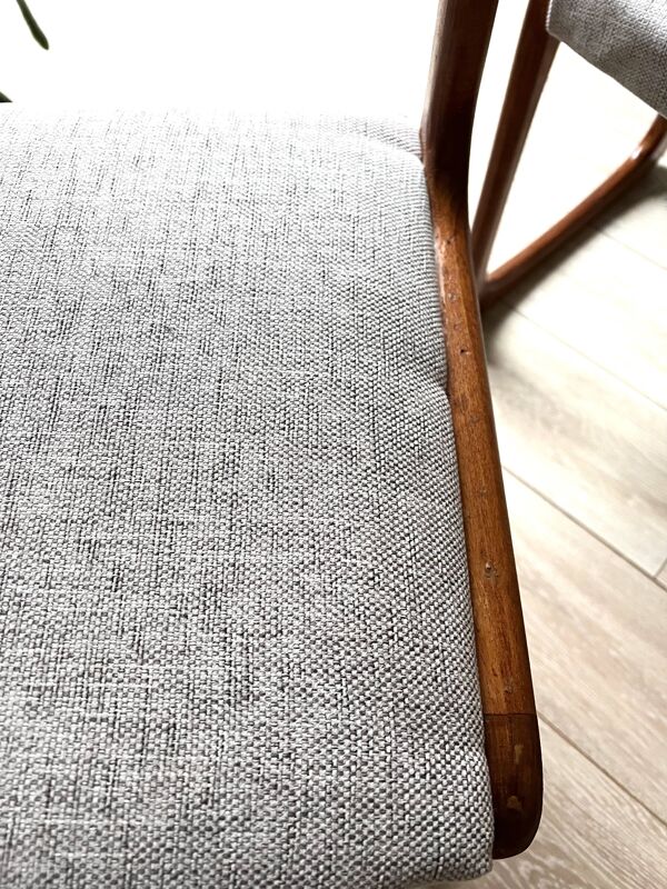 Chaises traîneau Baumann