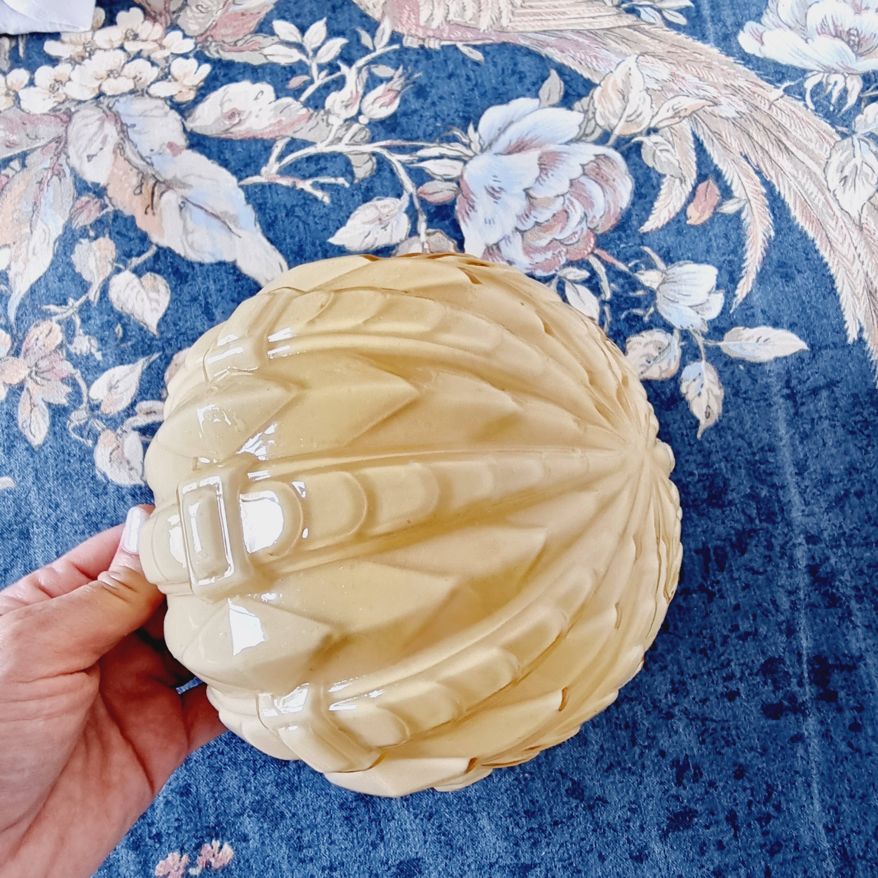 Glass lampshade for authentic Art Deco lamp from the 30s-40s