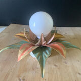 Metal flower wall lamp