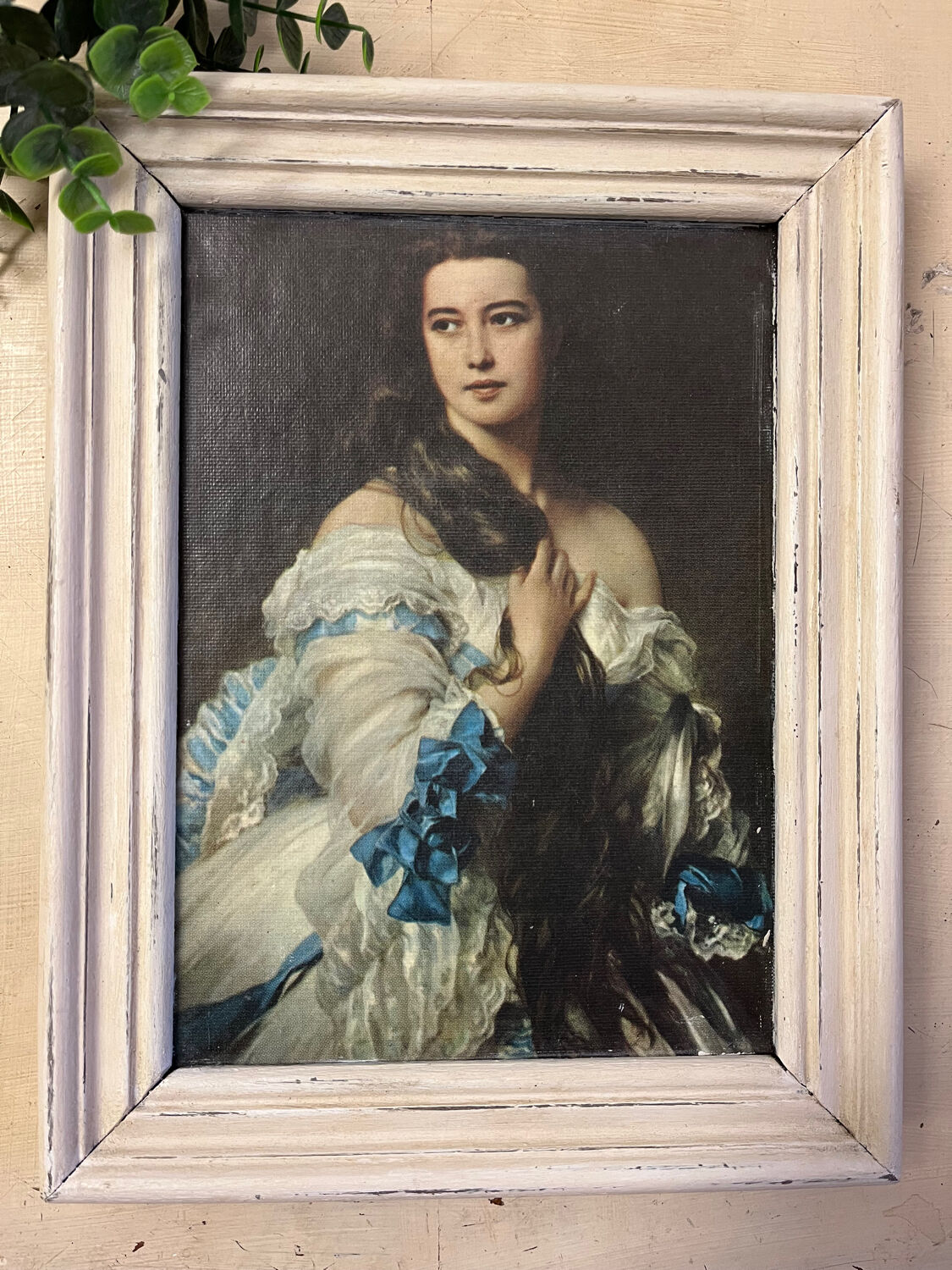 Engraving from the 1950s depicting Madame Rimsky Korsakov