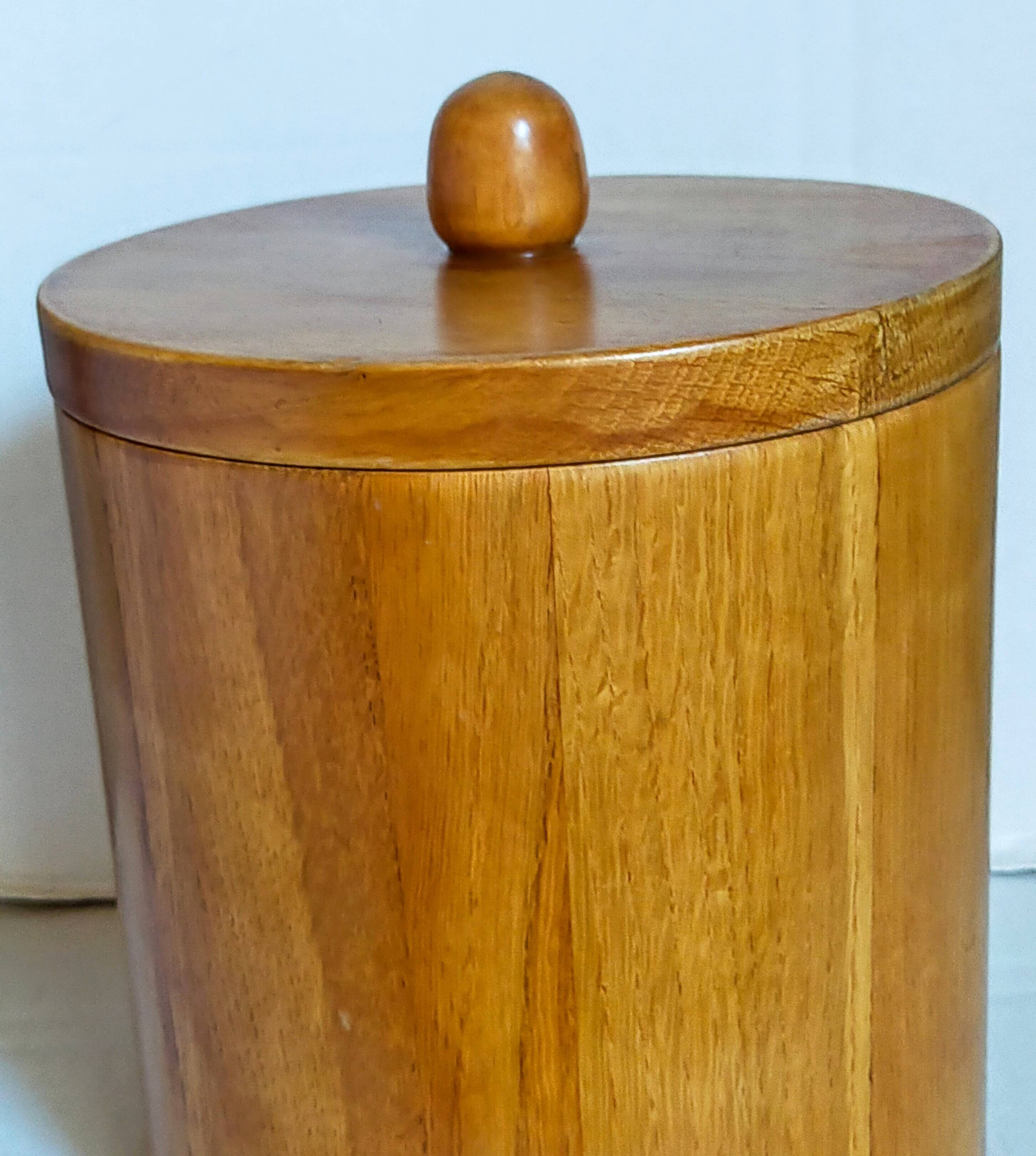Vintage varnished solid blond wood box