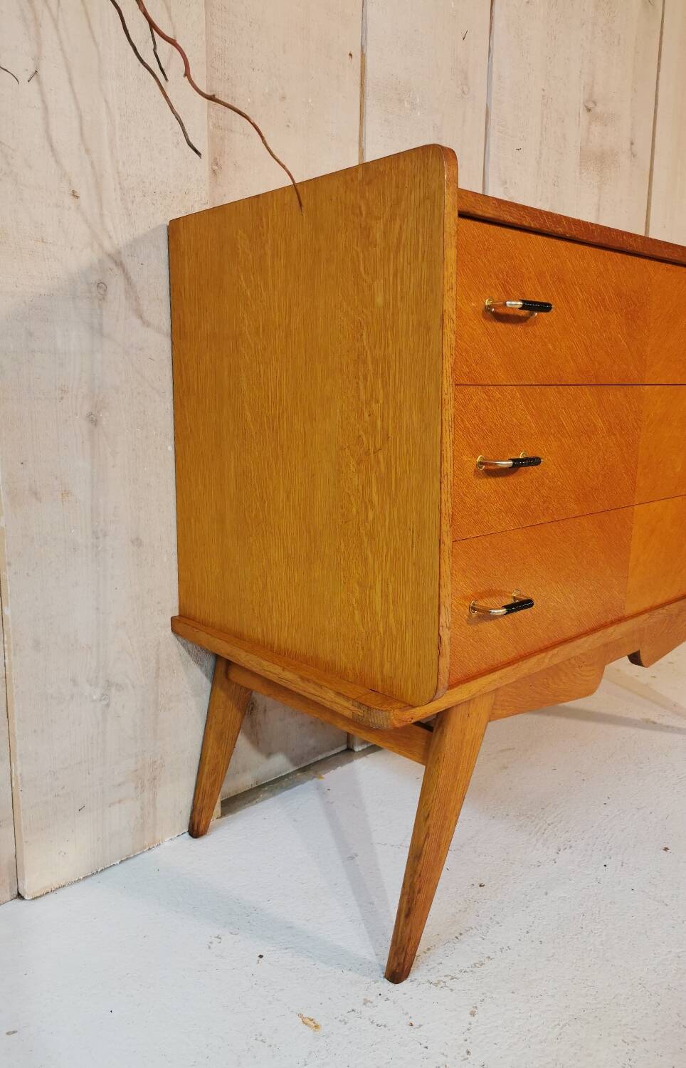 Vintage chest of drawers