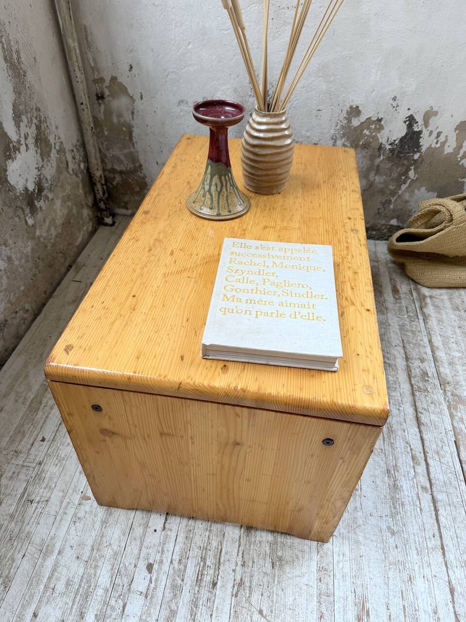 Coffee table in Perriand style, Les Arcs 1800.