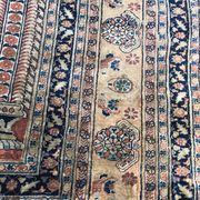 Very beautiful antique Persian carpet Tabriz very fine silk 135x160 cm