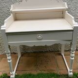 Old dressing table