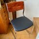 Paire de chaises en nubuck, skaï et aluminium chromé