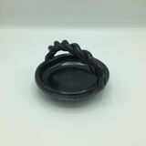 Pretty black ceramic basket braided hanse accost