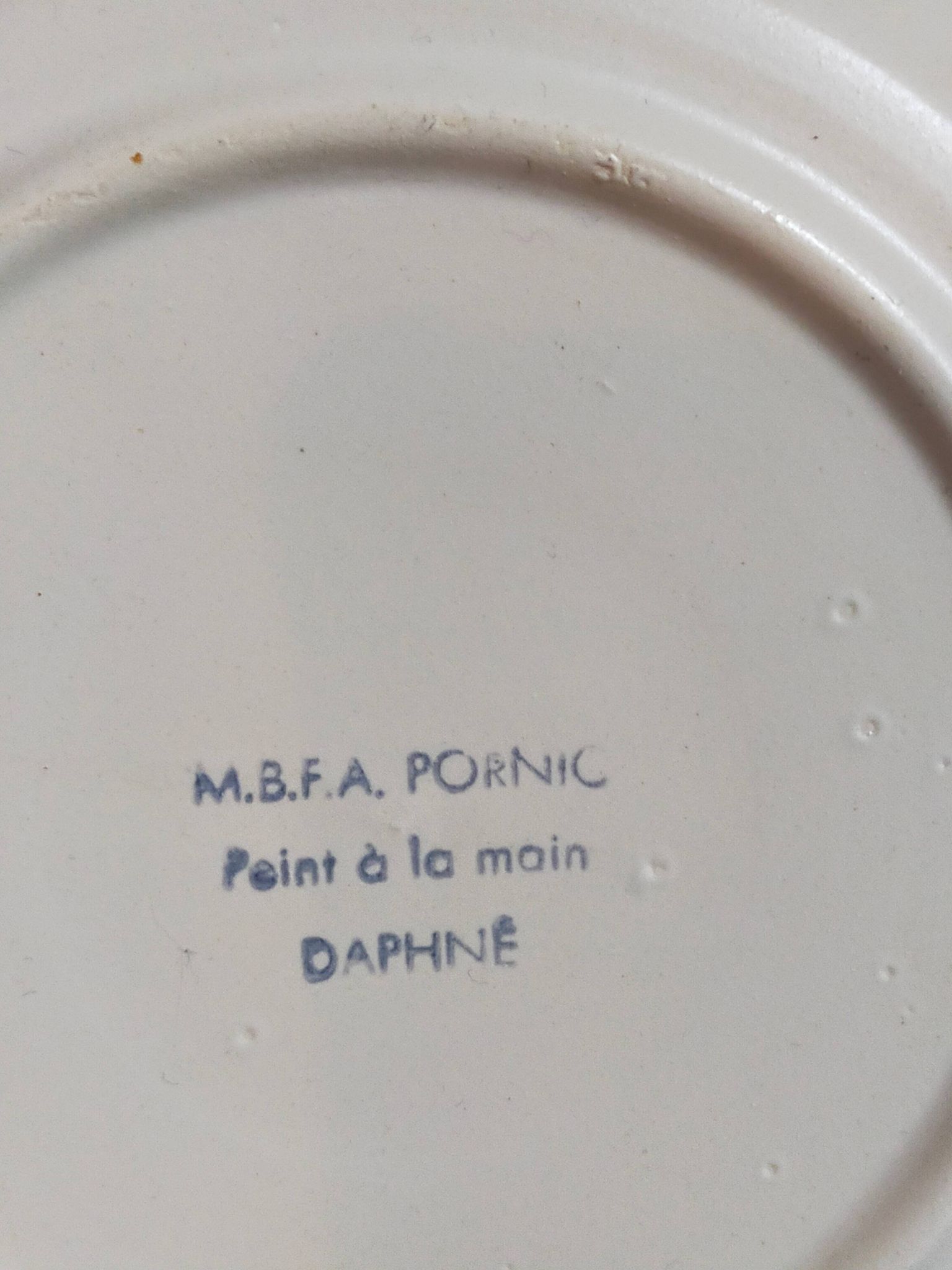 Cinq assiettes creuses céramiques M.B.F.A  PORNIC vintages service Daphné