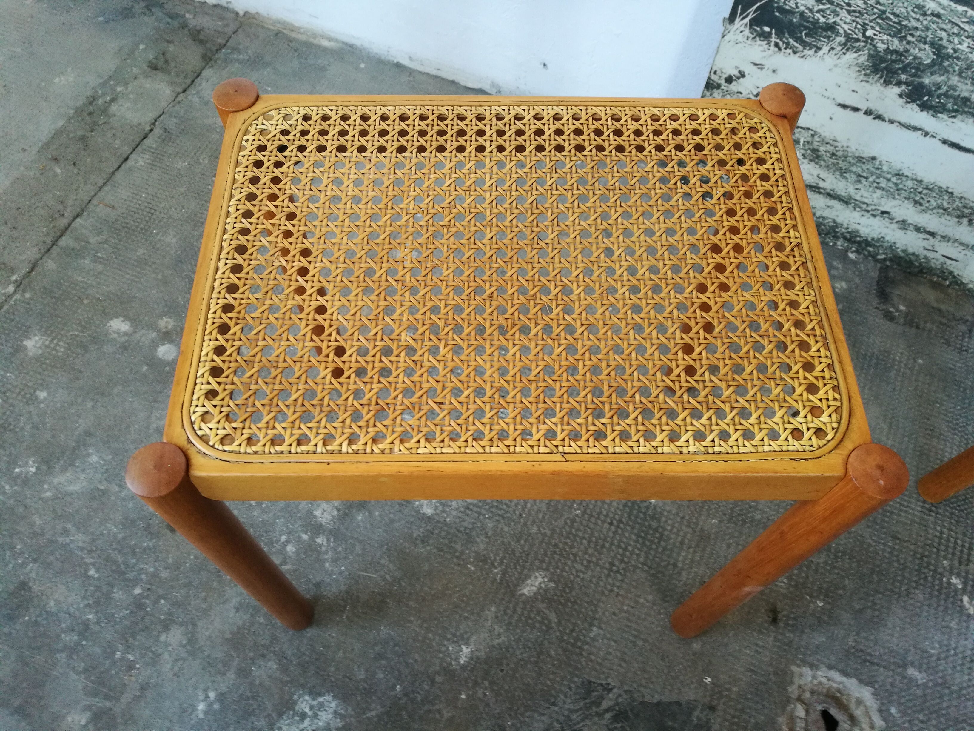 Table, canned vintage sofa tip