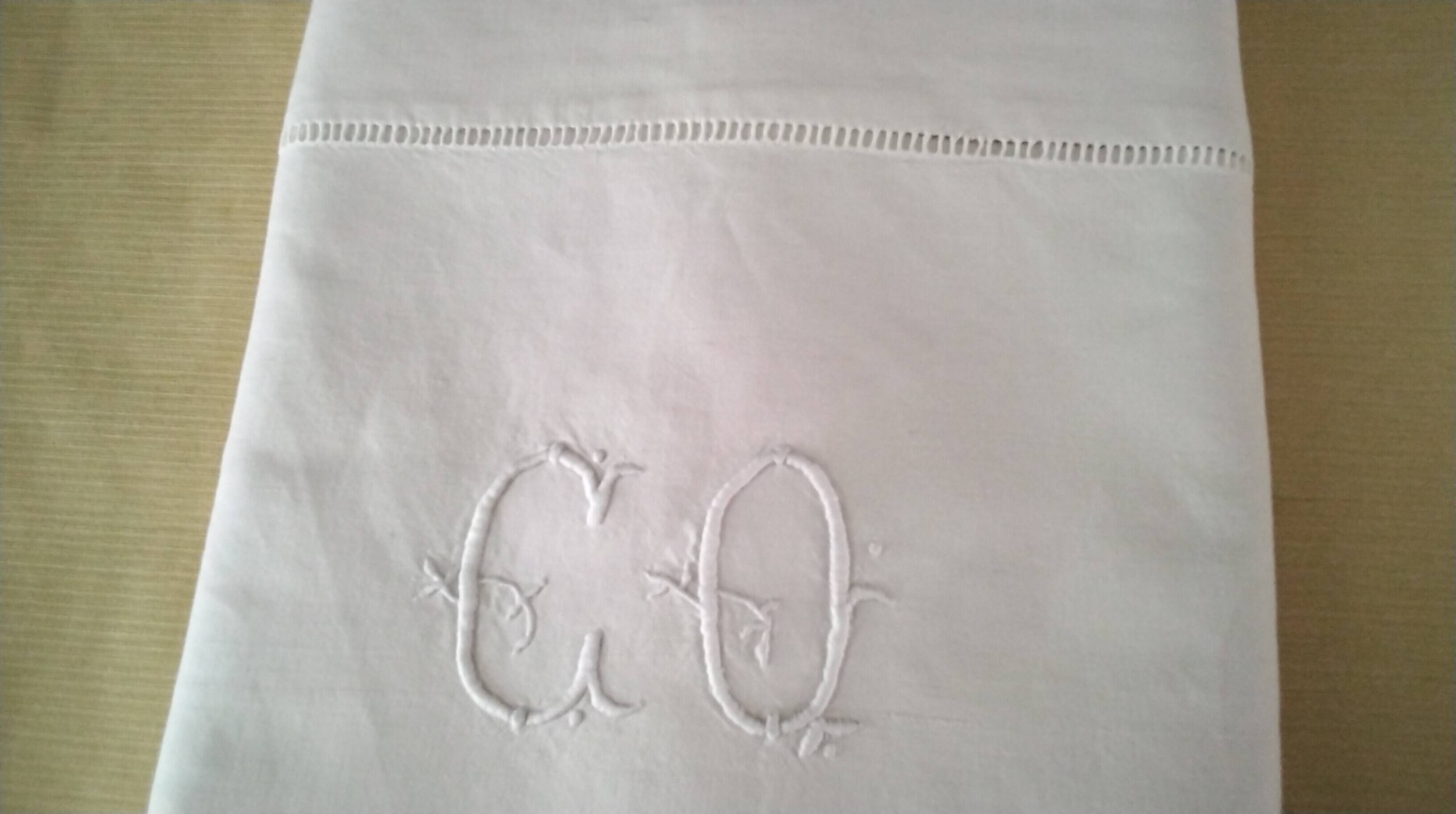 White cotton top sheet monogrammed "CQ" 2 x 3 m