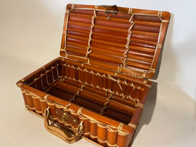 Case box bamboo and wicker