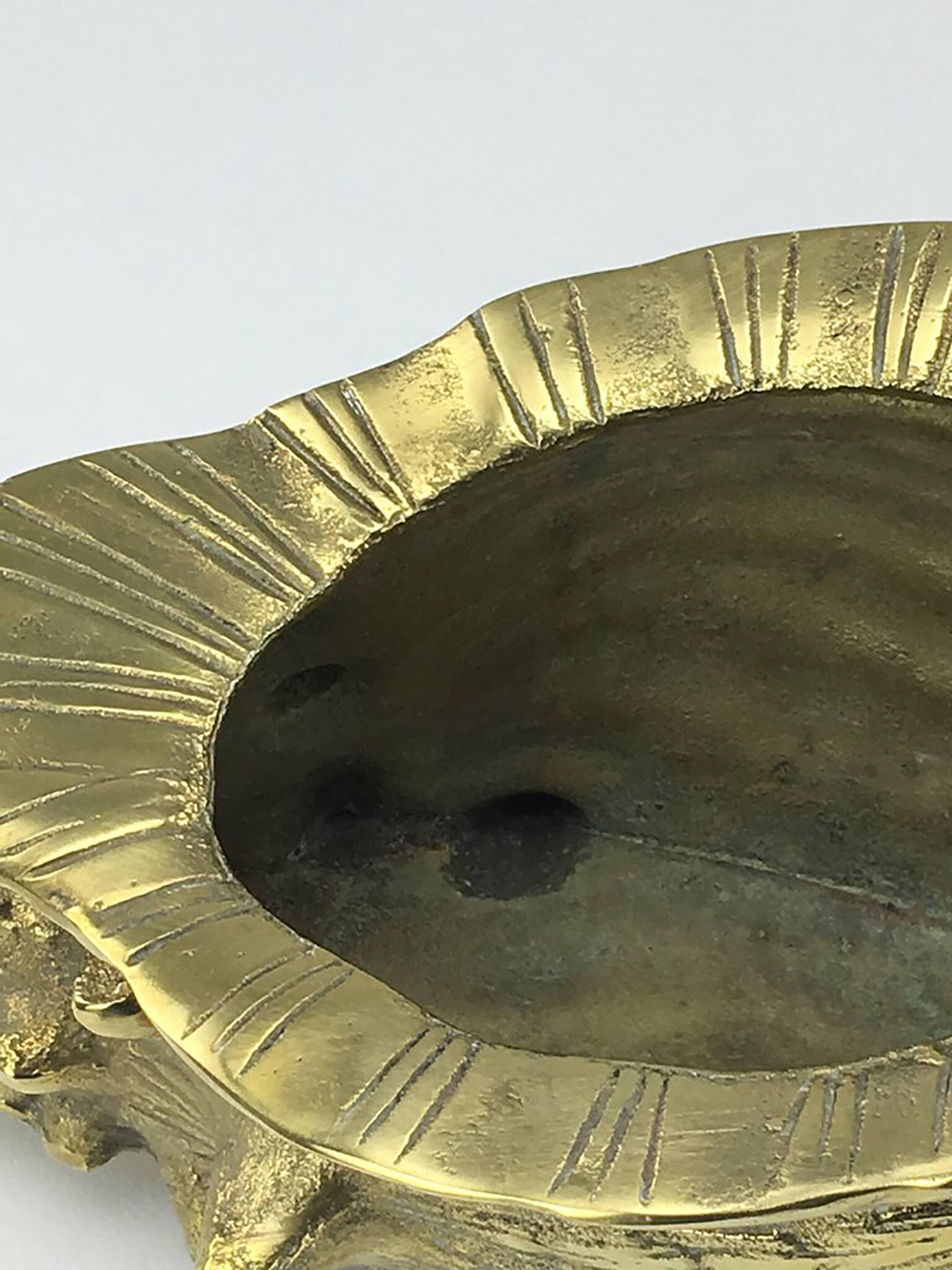 Shell brass or empty center pocket 1970