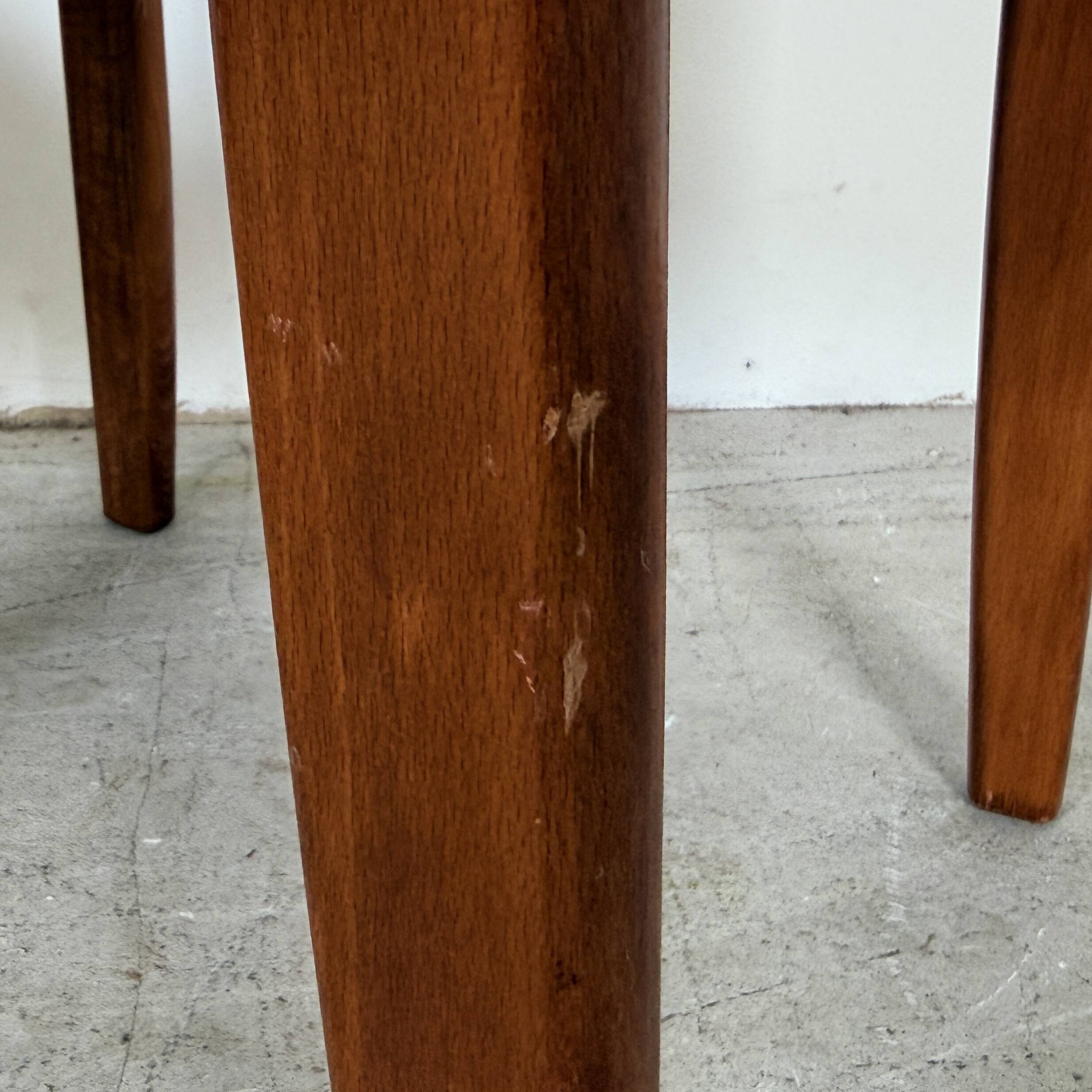 Set of two Scandinavian-style dining chairs