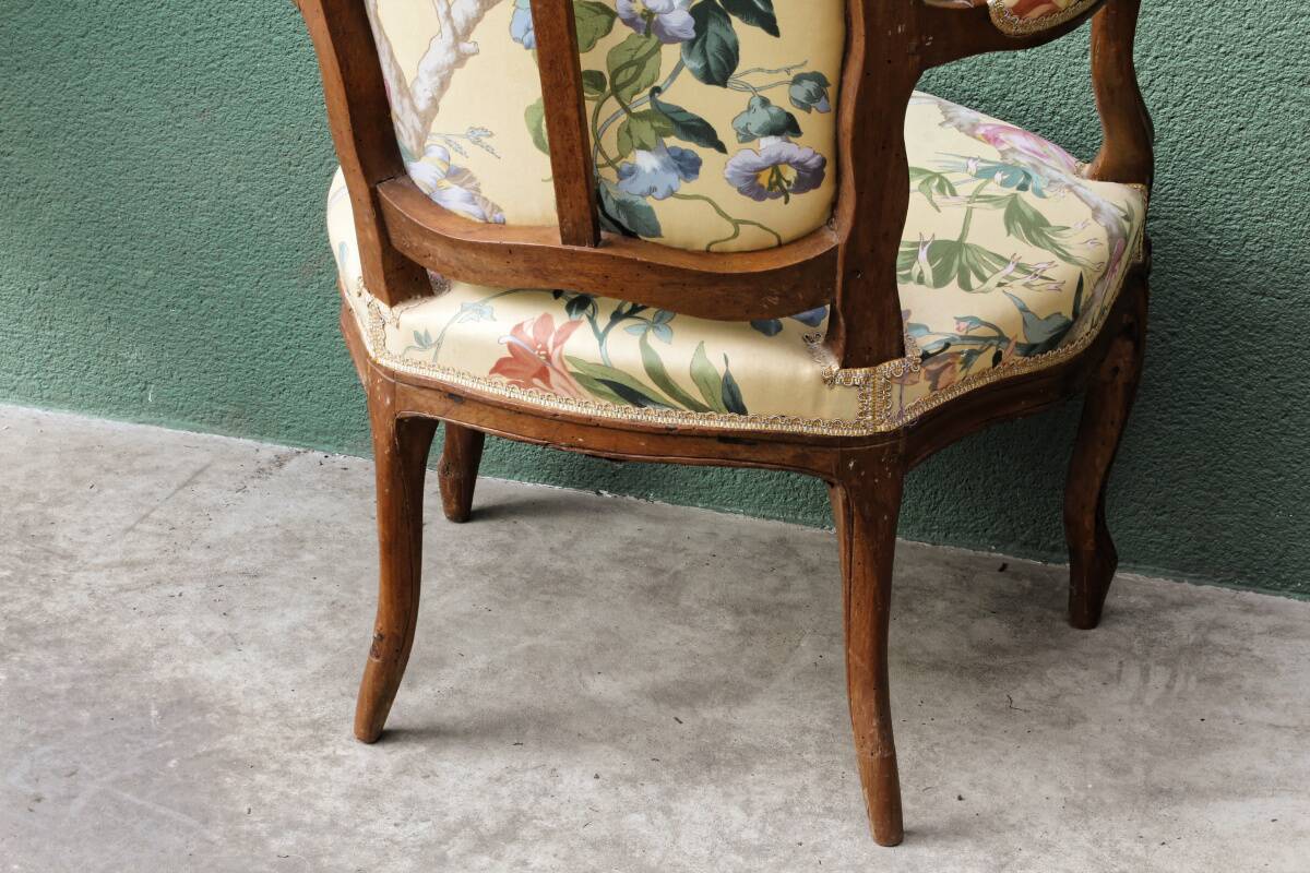 Cabriolet armchair, Louis XV period, 18th century