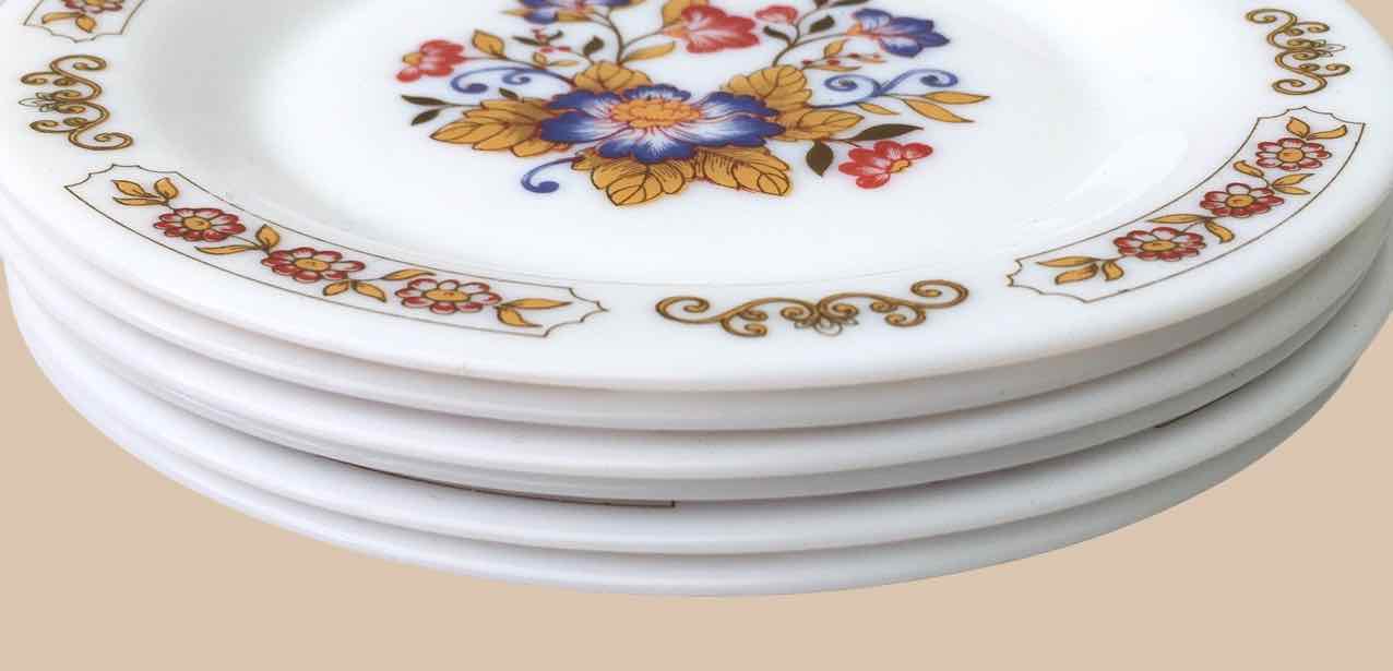 6 floral dessert plates 1970