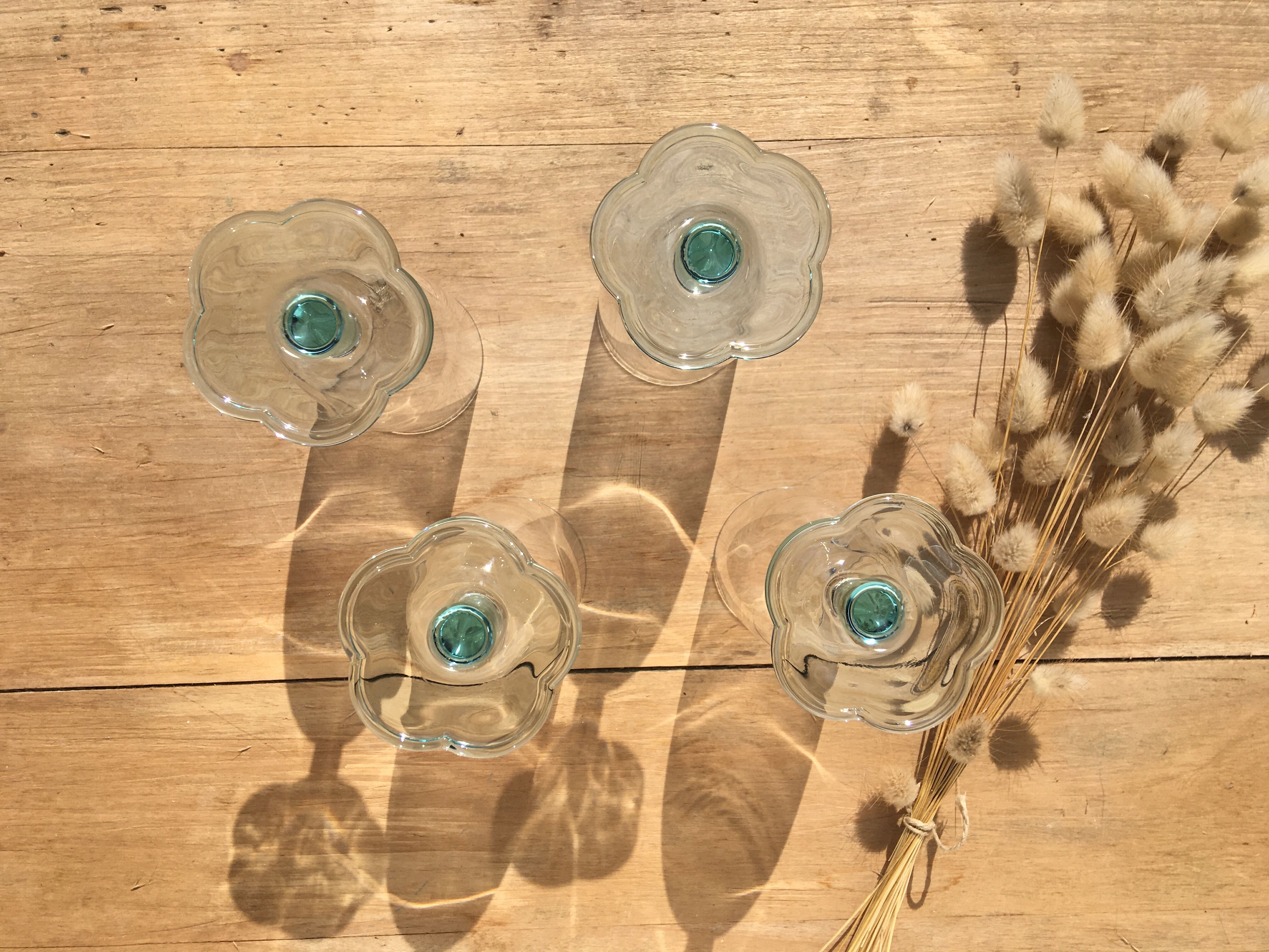 Verres à pied fleur bleu turquoise