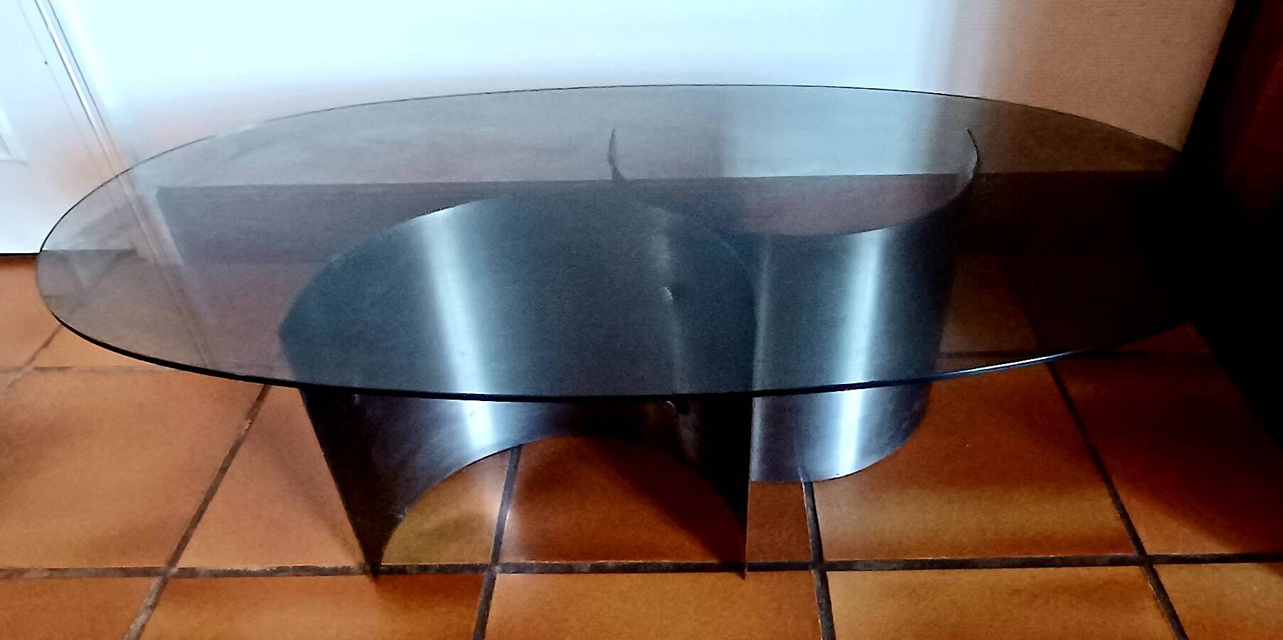 Table basse, acier brossé & verre circa 1970