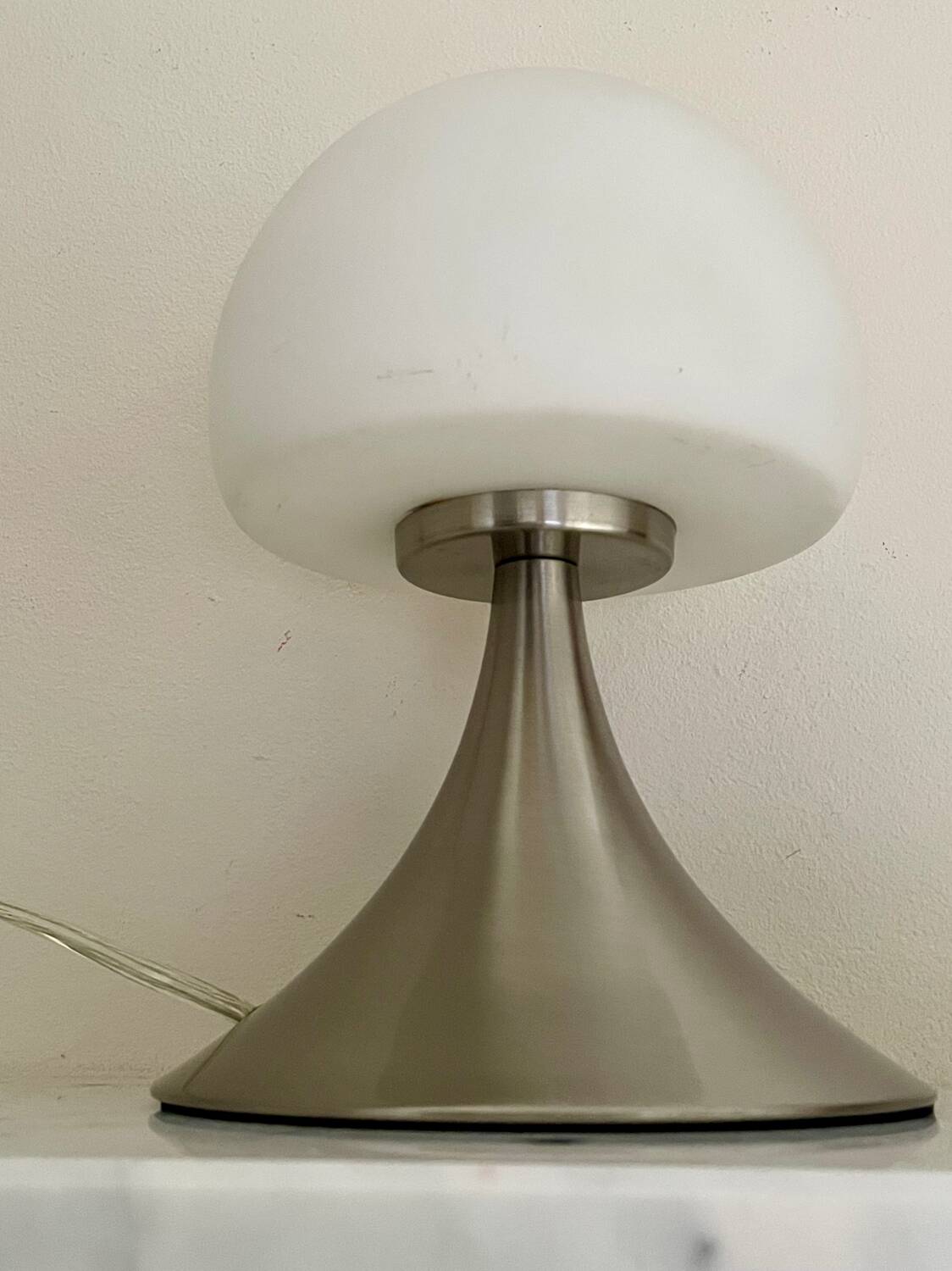 Lampe champignon pied tulipe