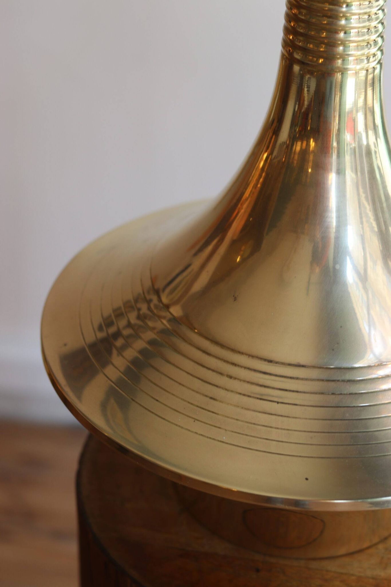 Grande lampe en laiton, années 60, style mid-century