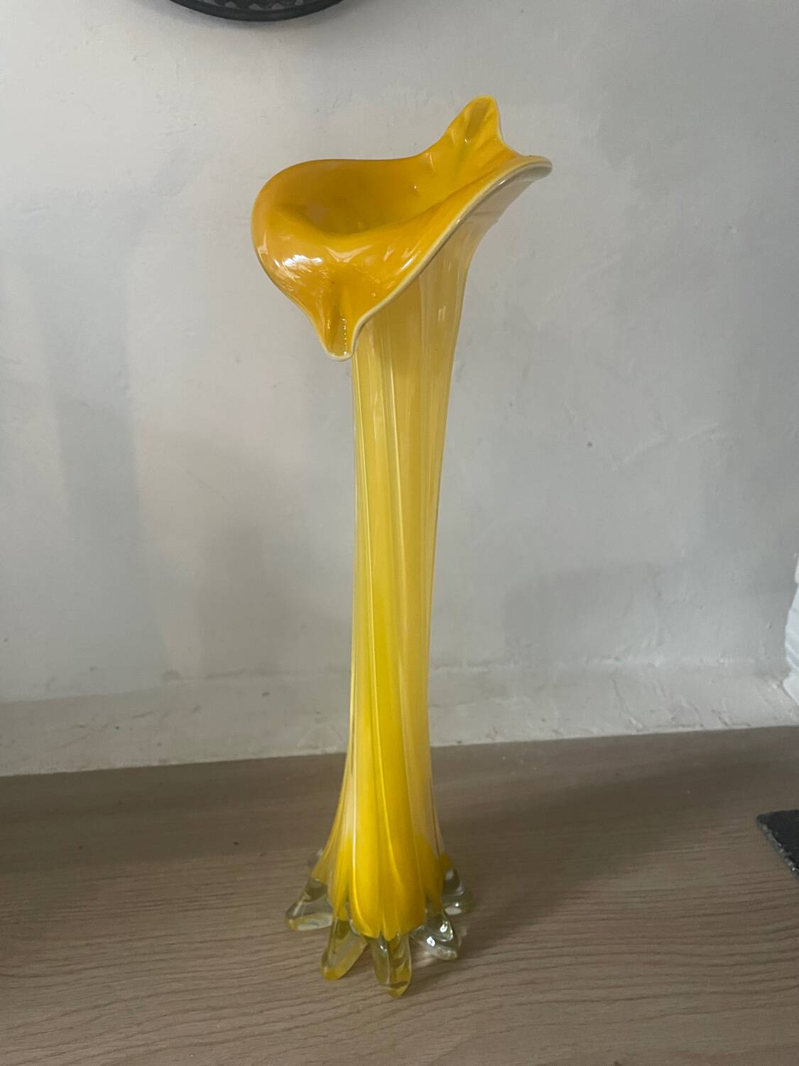 Murano 80's calla arum vase