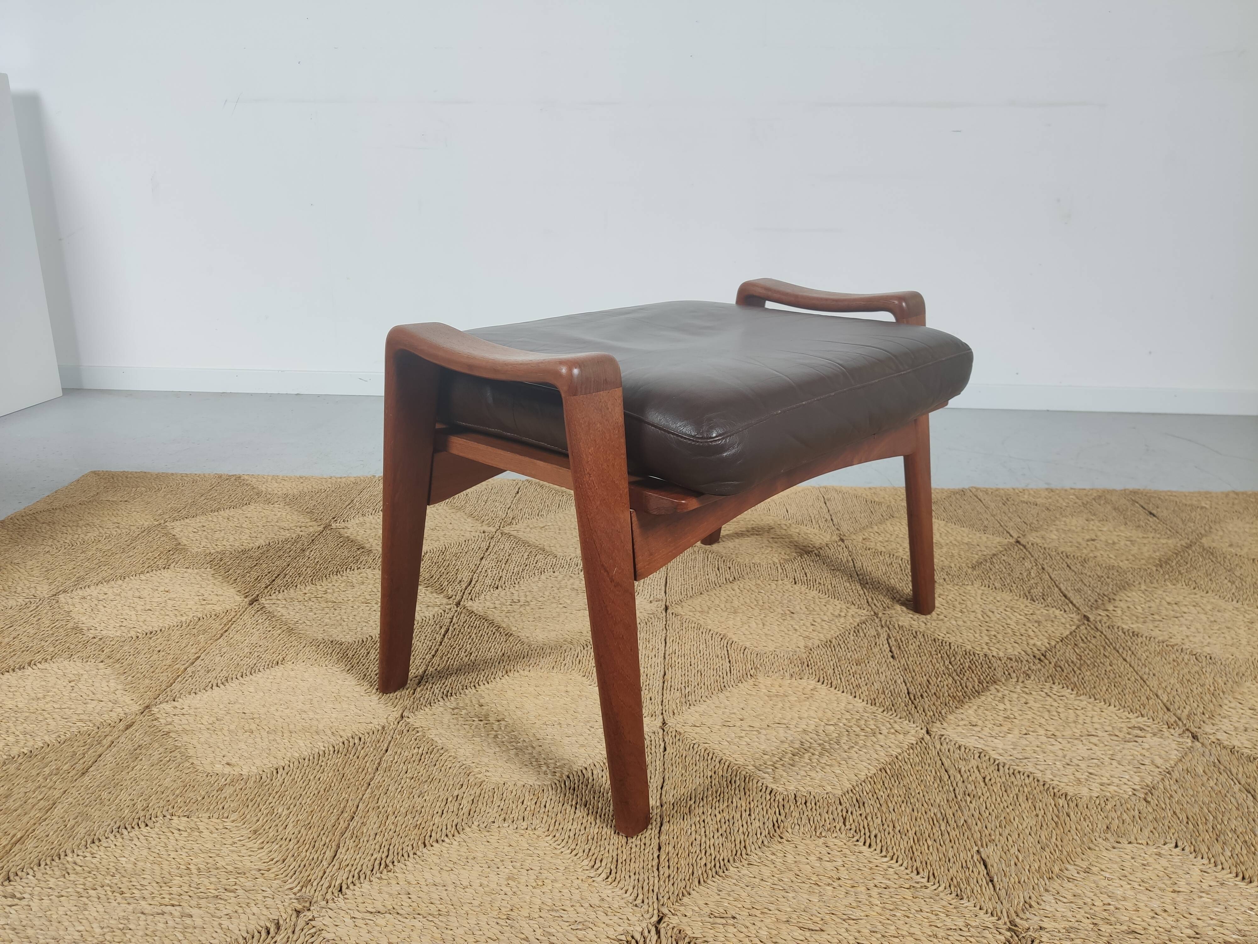 Leather and teak footrest Arne Wahl Iversen, Denmark 1960