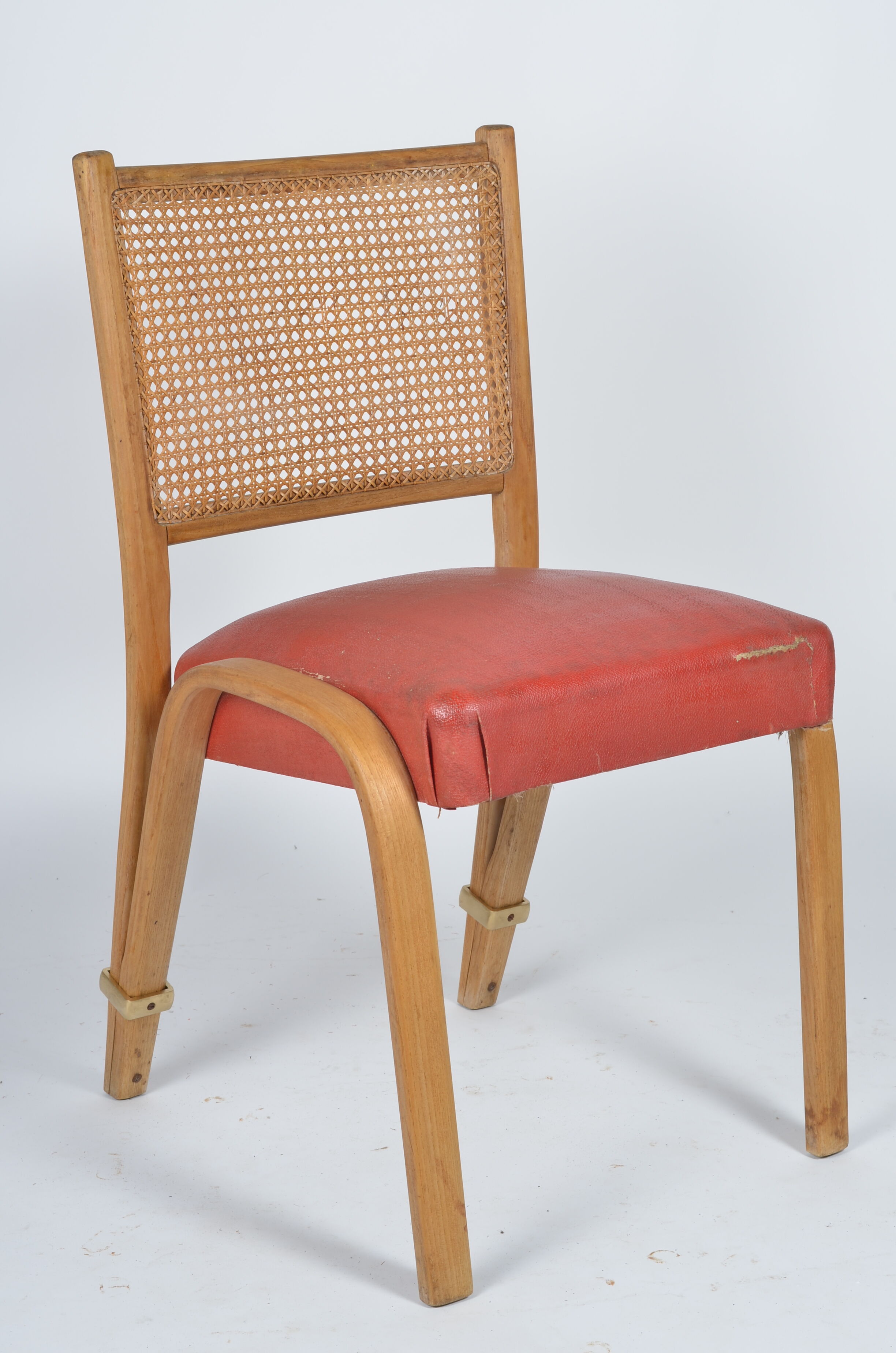 Bow wood chair