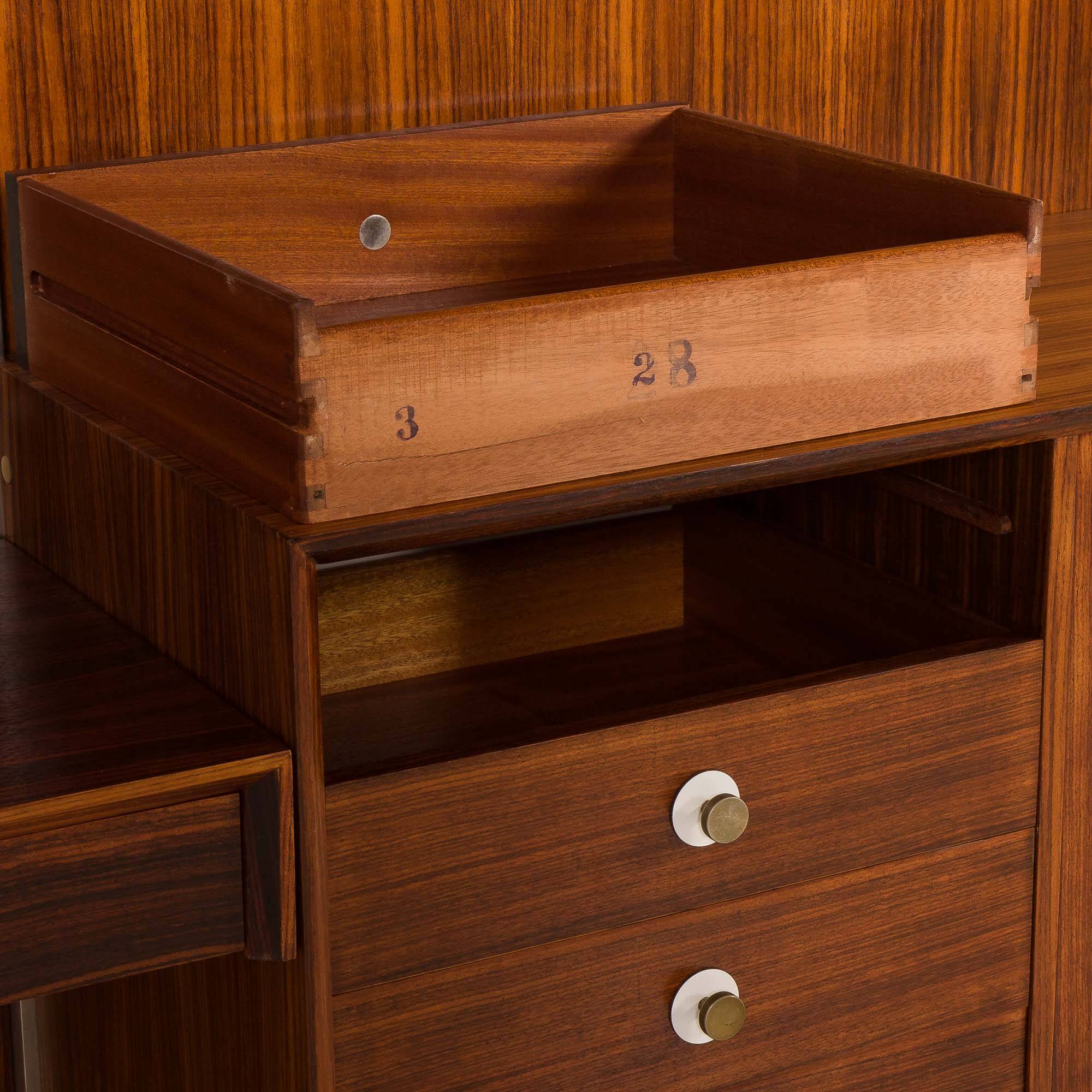 Italian mid century wall unit George Coslin for 3V Arredamenti, 1960s