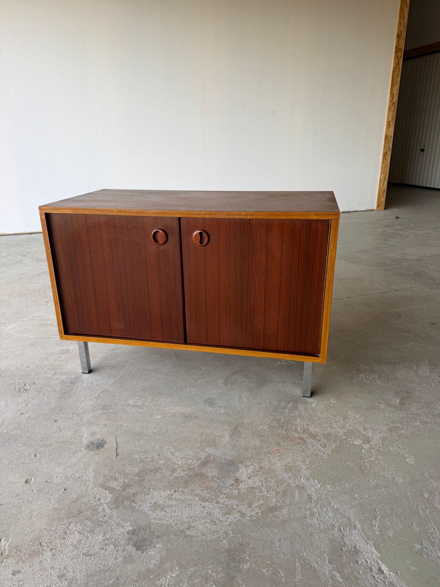 Petite enfilade / buffet double design scandinave moderniste teck