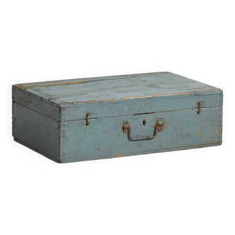 Coffret ancien patiné bleu clair (c.1920)