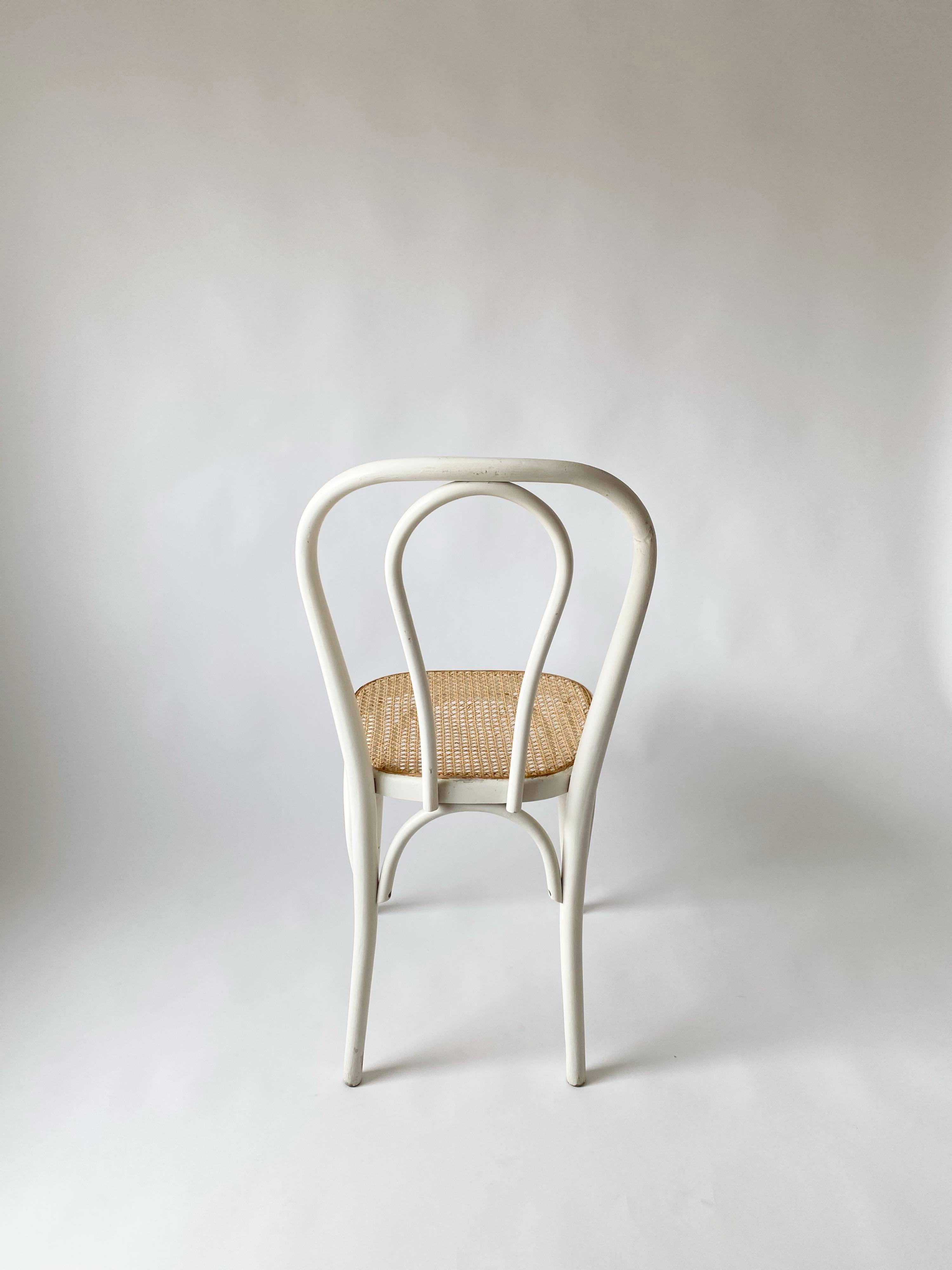 Canning bistro chair