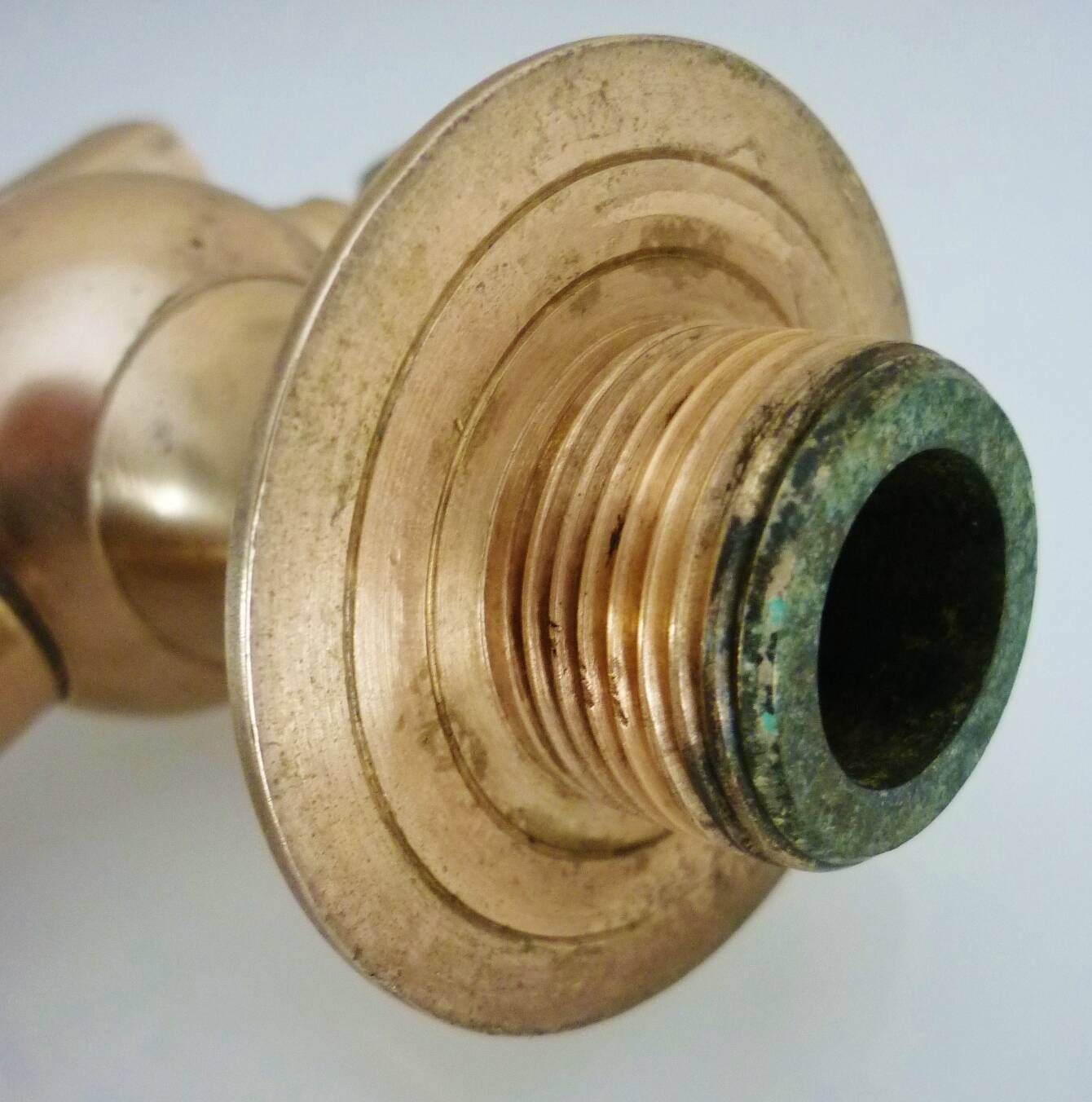 Old fountain tap for garden in brass, 4 parts