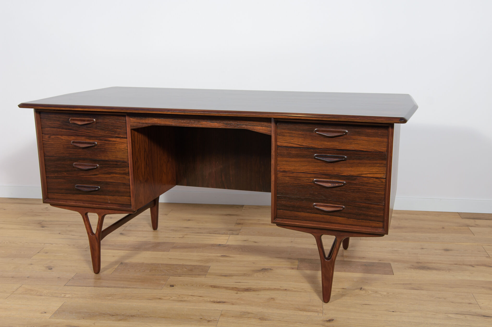 Mid-Century Freestanding Rosewood Desk, 1960s