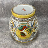 Pot/Cachepot. Italian Renaissance Majolica ceramic. Asiatic style