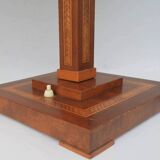 Lampe de table avec incrustations et abat-jour en soie