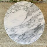 Eero Saarinen coffee table, oval, "Tulip" by Knoll International, circa 70's