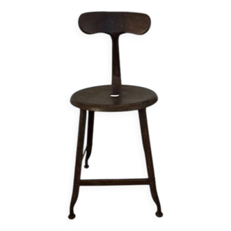 Chaise Nicolle ancienne
