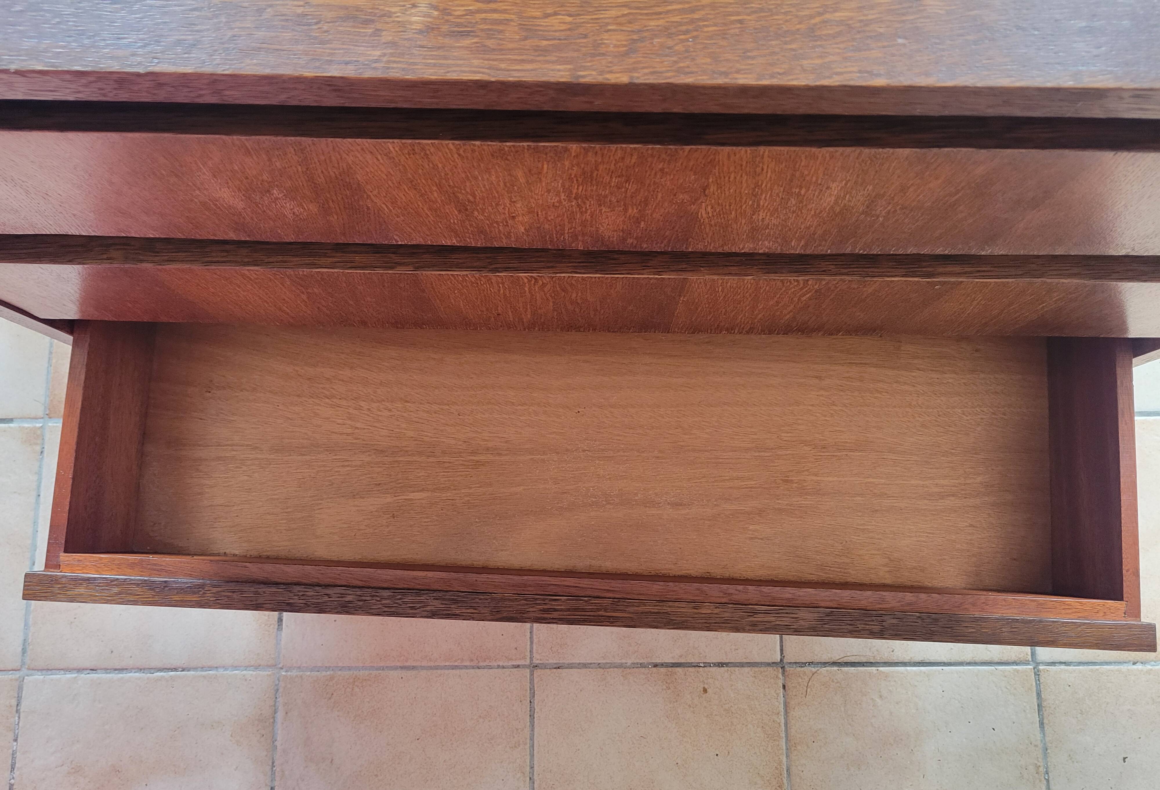 Vintage oak chest of drawers
