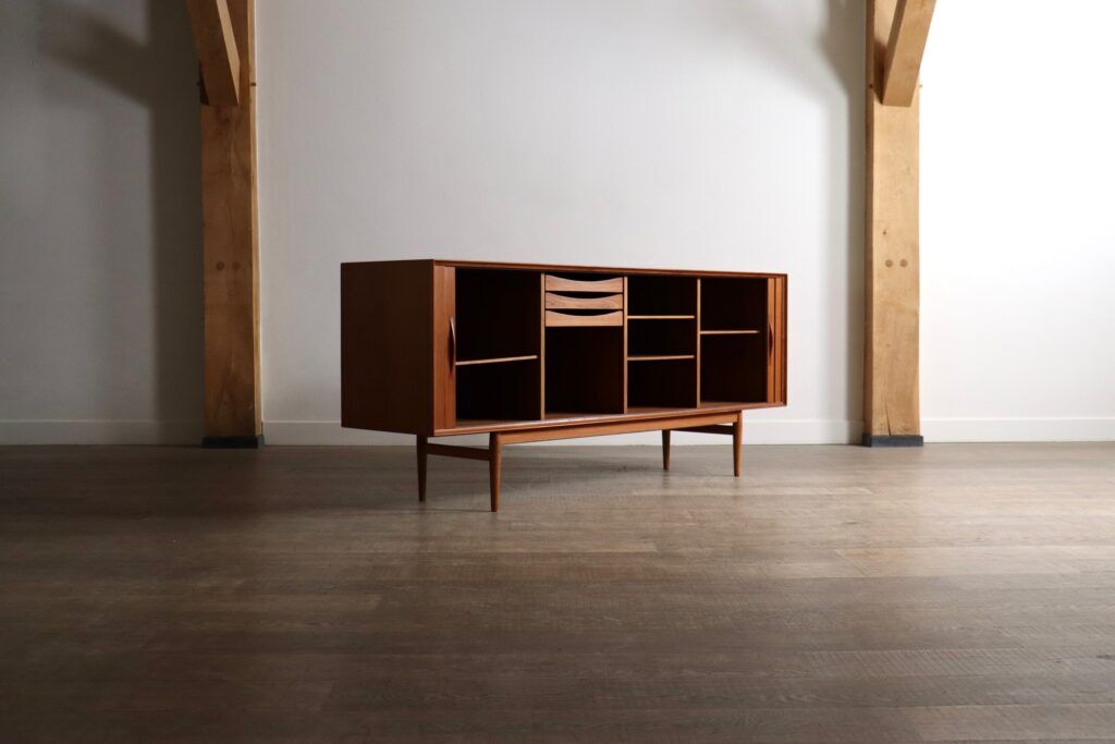 Arne Vodder sideboard Model 75 for Sibast Mobler 1960s
